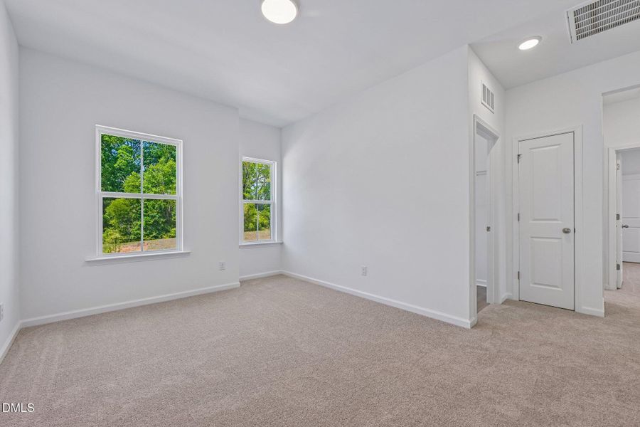 39-web-or-mls-Ken Dr-S2304-039