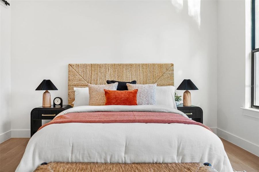 Furnished interior view inside a new home in College Park, Orlando (Image 7).