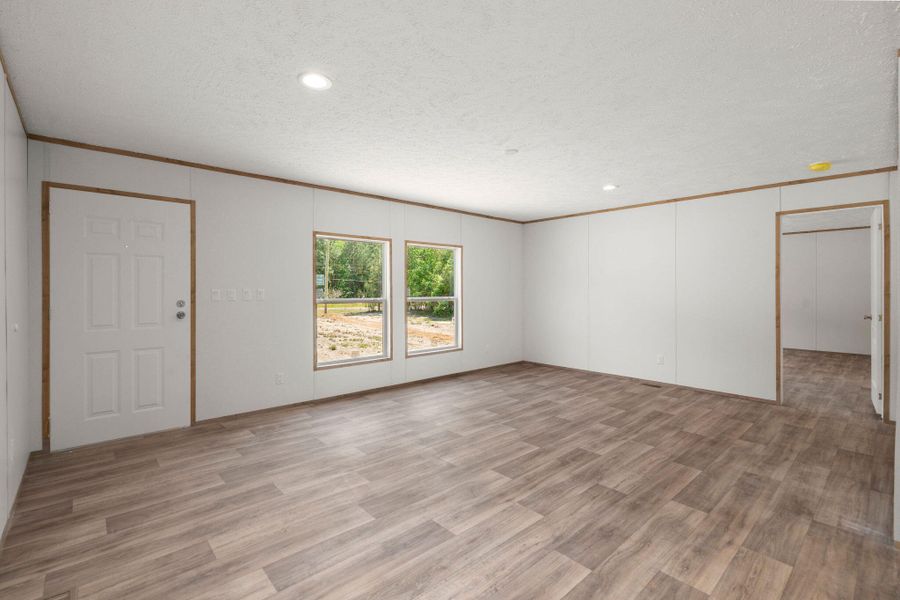 Spacious, unfurnished interior of a new home in , St. George (Image 26).