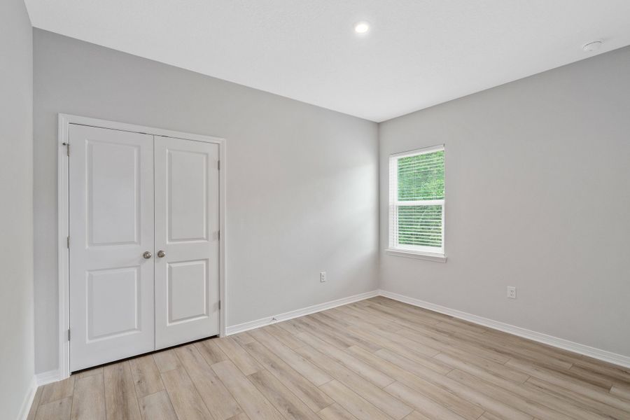 Representative unfurnished interior of a home built from the Drexel by Maronda Homes in Bellview Pointe, Bellview (Image 46).