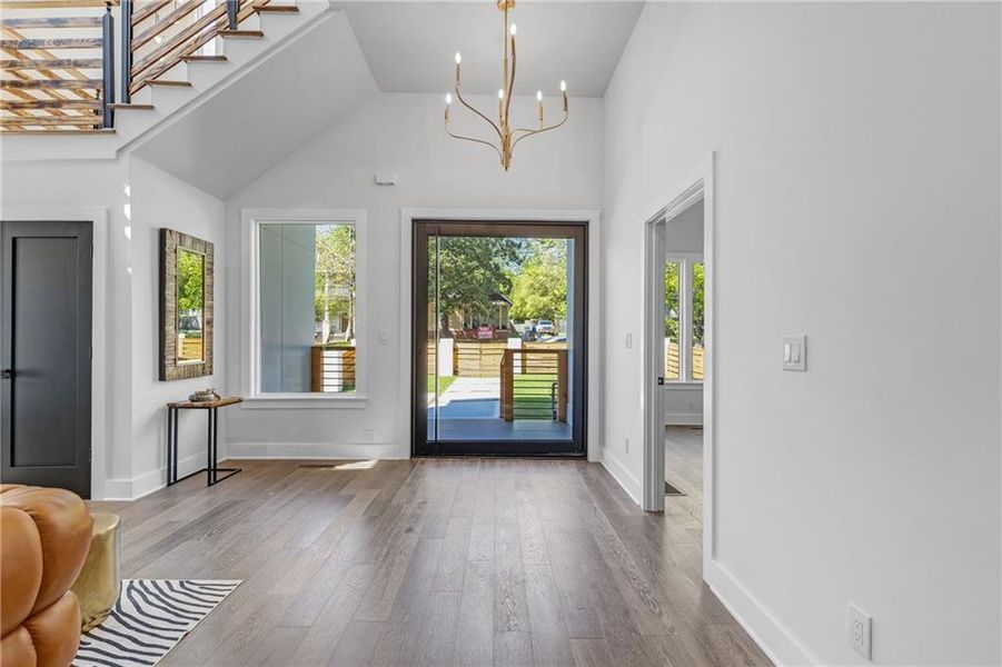 Spacious, unfurnished interior of a new home in , Atlanta (Image 24).