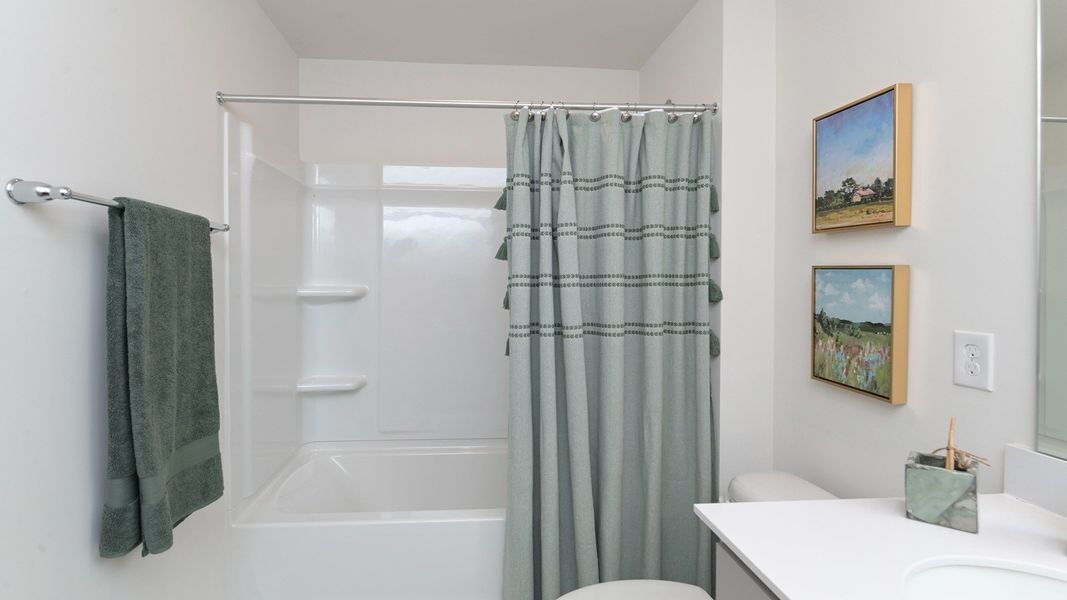 Furnished interior view inside a new home in Grand Oaks, Columbia (Image 24).