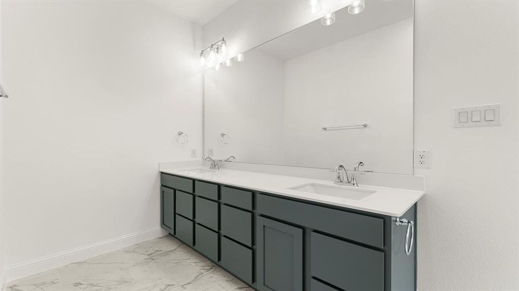 15. 776 Tawny Turn - Bath 15. 776 Tawny Turn - Bath