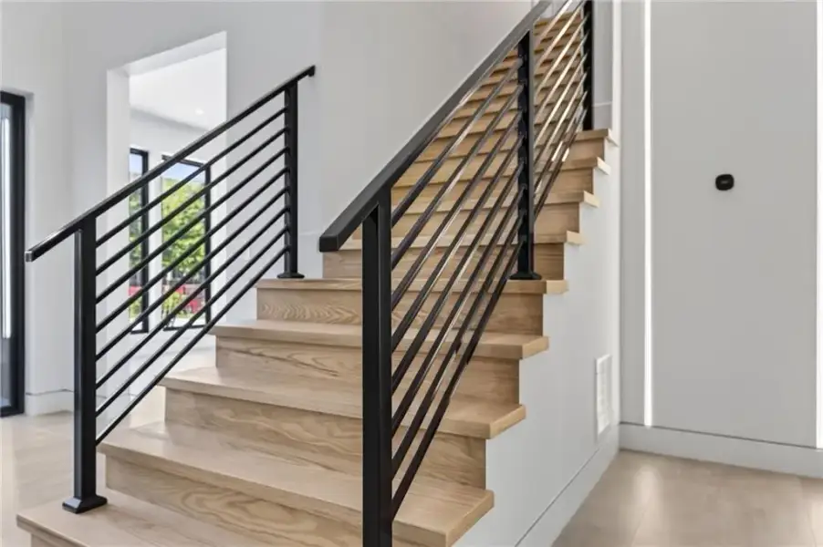 Spacious, unfurnished interior of a new home in , Smyrna (Image 64).