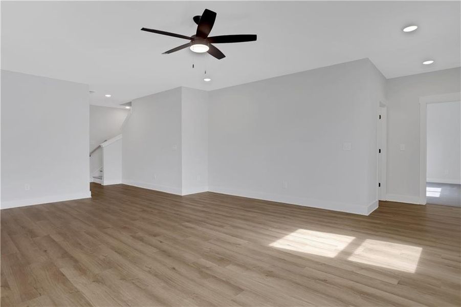 Spacious, unfurnished interior of a new home in Twin Lakes, Hoschton (Image 16). Spacious, unfurnished interior of a new home in Twin Lakes, Hoschton (Image 16).