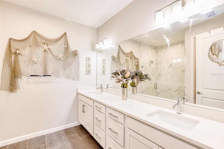 Furnished interior view inside a new home in , Deland (Image 29).