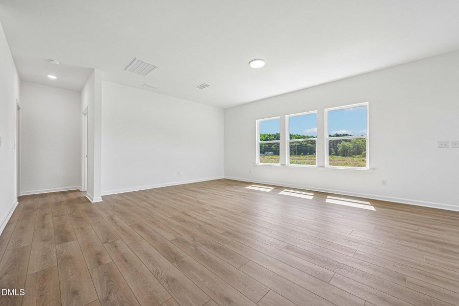 9-web-or-mls-Contempo Ct-S2905-009 9-web-or-mls-Contempo Ct-S2905-009