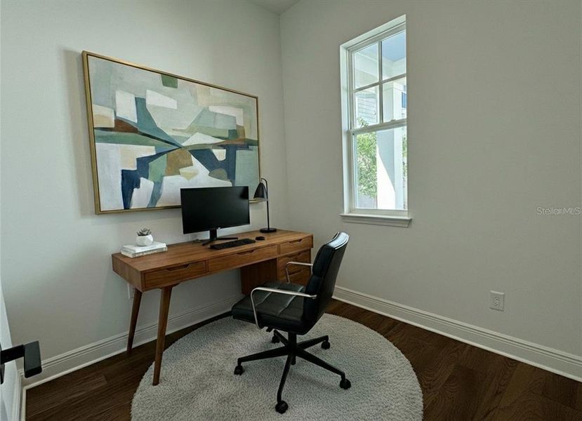 Furnished interior view inside a new home in , Orlando (Image 7).
