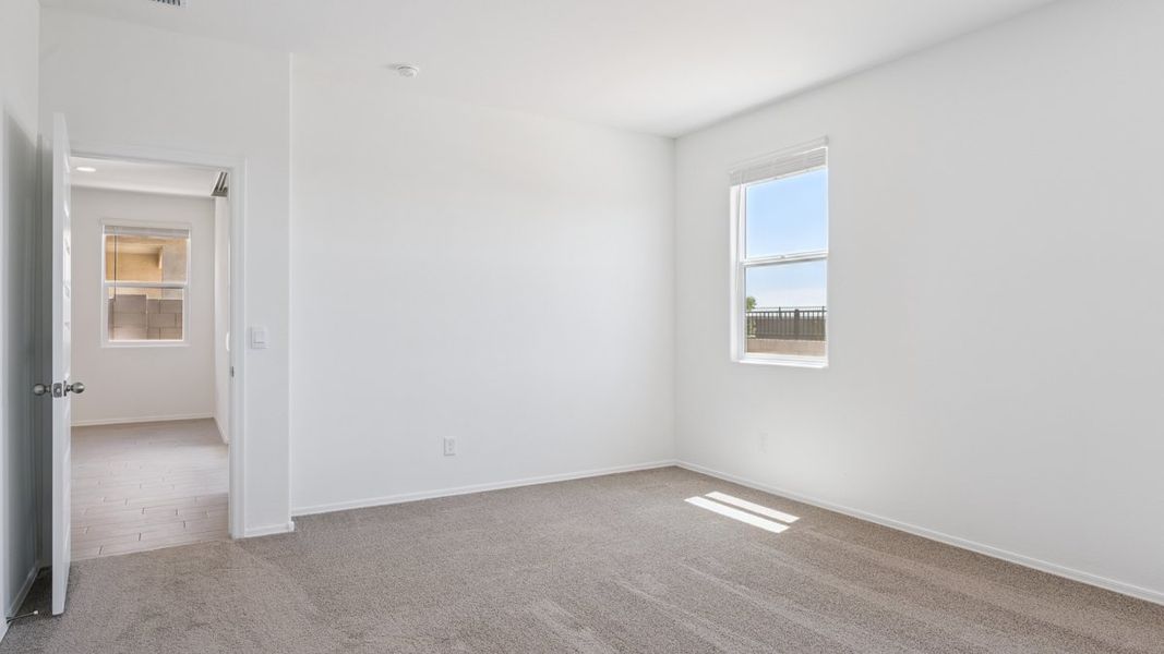 Spacious, unfurnished interior of a new home in Moonlight, Maricopa (Image 23).