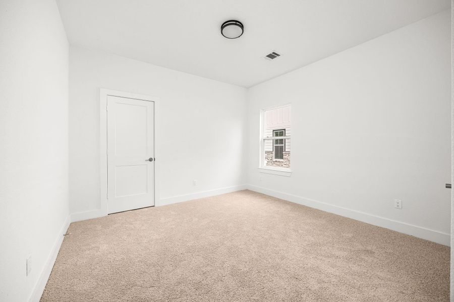 Spacious, unfurnished interior of a new home in , Conroe (Image 31). Spacious, unfurnished interior of a new home in , Conroe (Image 31).