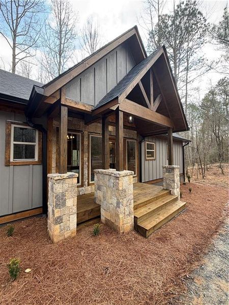 Exterior details and patio area of a home in , Ellijay (Image 12).