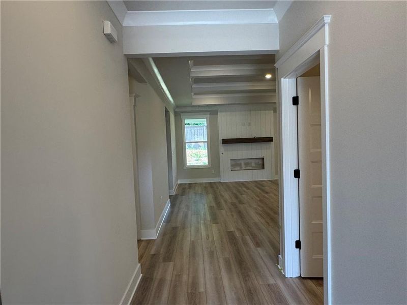 Spacious, unfurnished interior of a new home in Rosewood Lake Preserve, Hoschton (Image 24).