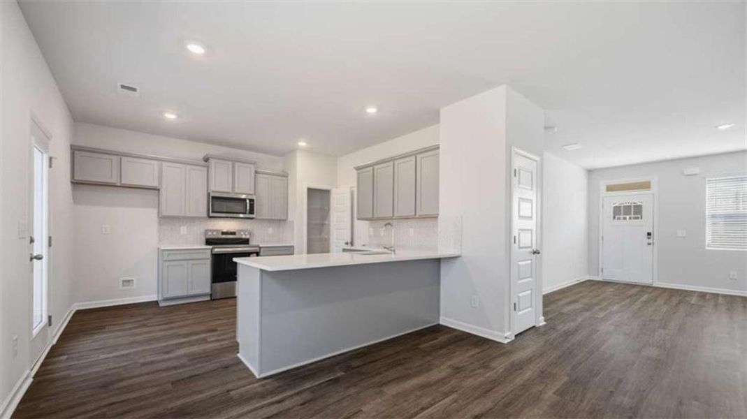 Furnished interior view inside a new home in Willowbrook, Winder (Image 6). Furnished interior view inside a new home in Willowbrook, Winder (Image 6).