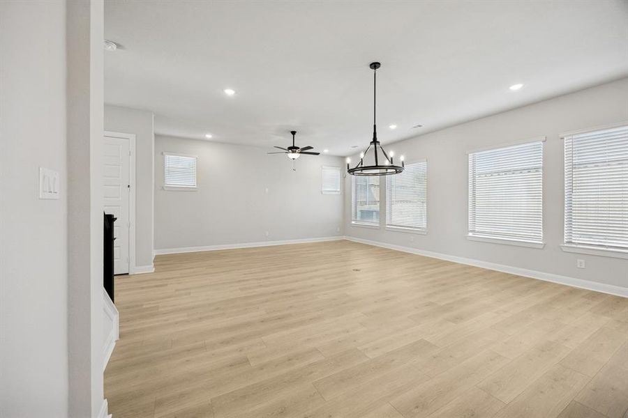 Spacious, unfurnished interior of a new home in Greenville Heights, Dallas (Image 18).