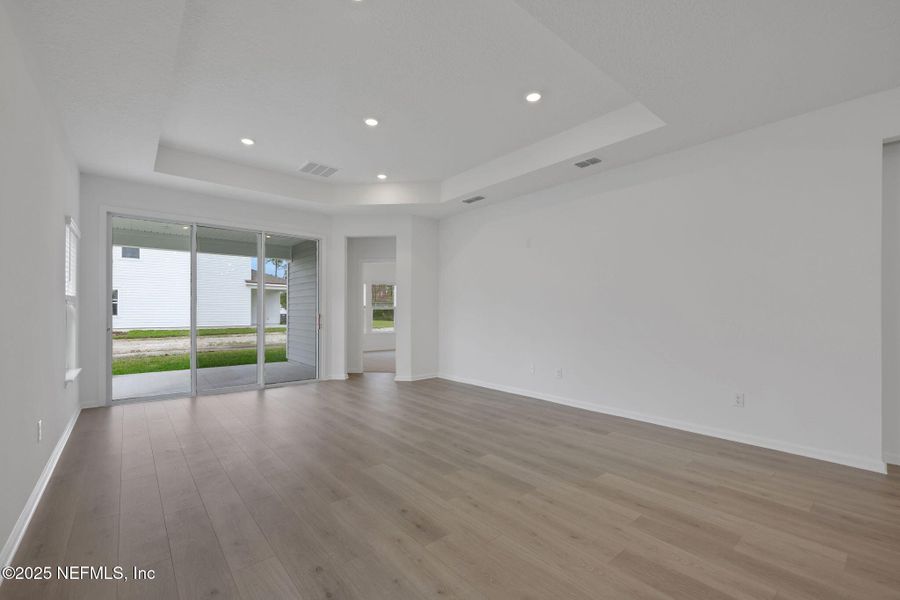 Spacious, unfurnished interior of a new home in Brook Forest, St. Augustine (Image 27).