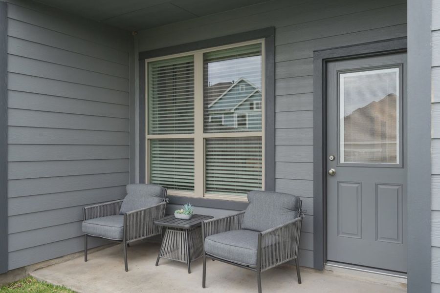 Exterior details and patio area of a home in Woodforest, Montgomery (Image 3).