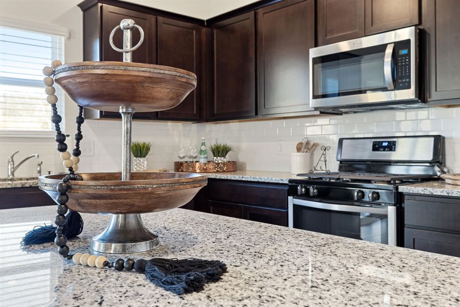 Representative furnished interior of a home built from the Hanover by D.R. Horton in Harbor Crest, Ooltewah (Image 20).
