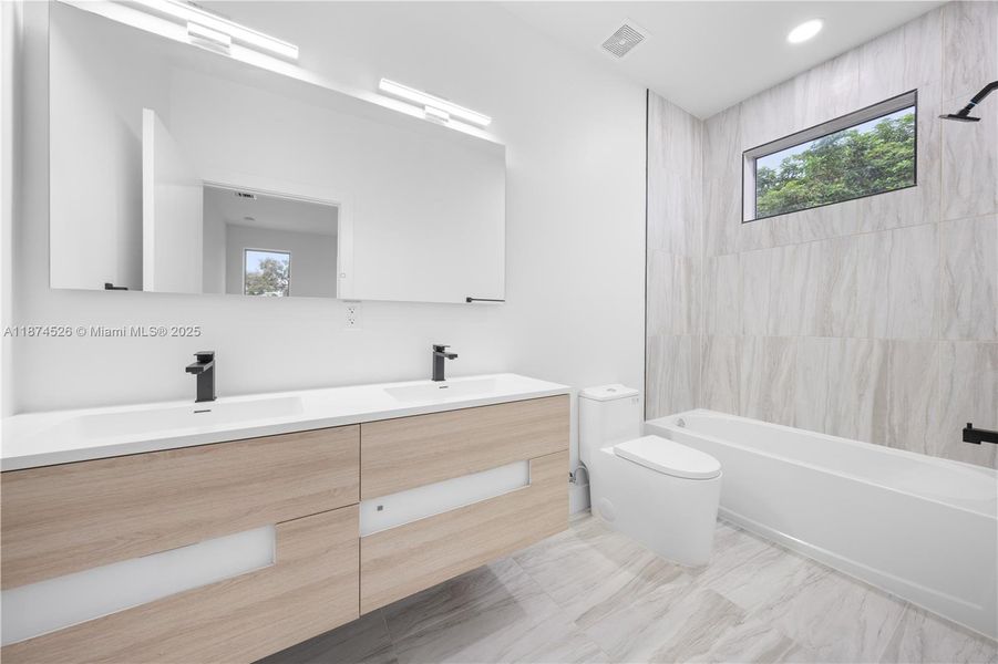 Furnished interior view inside a new home in , Miami (Image 36).