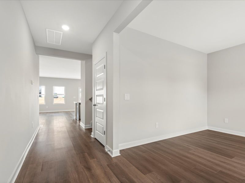 Welcome to the Chatham floorplan at Brayfield Manor - Signature Collection.