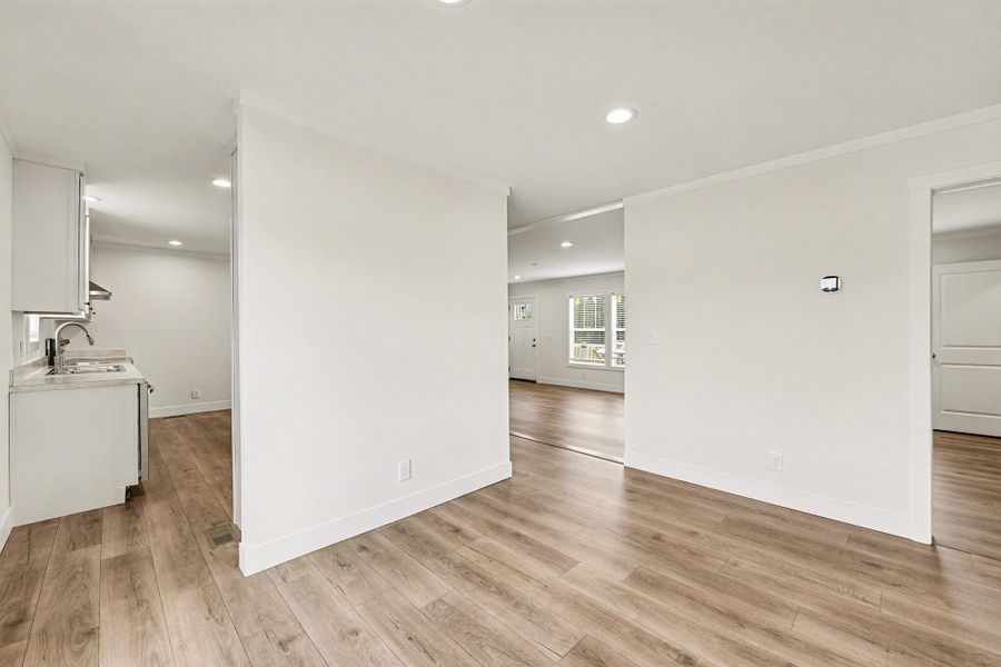 Spacious, unfurnished interior of a new home in , Ridgeville (Image 17). Spacious, unfurnished interior of a new home in , Ridgeville (Image 17).