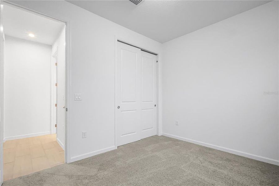 Spacious, unfurnished interior of a new home in Cresswind at Lake Harris, Tavares (Image 31). Spacious, unfurnished interior of a new home in Cresswind at Lake Harris, Tavares (Image 31).