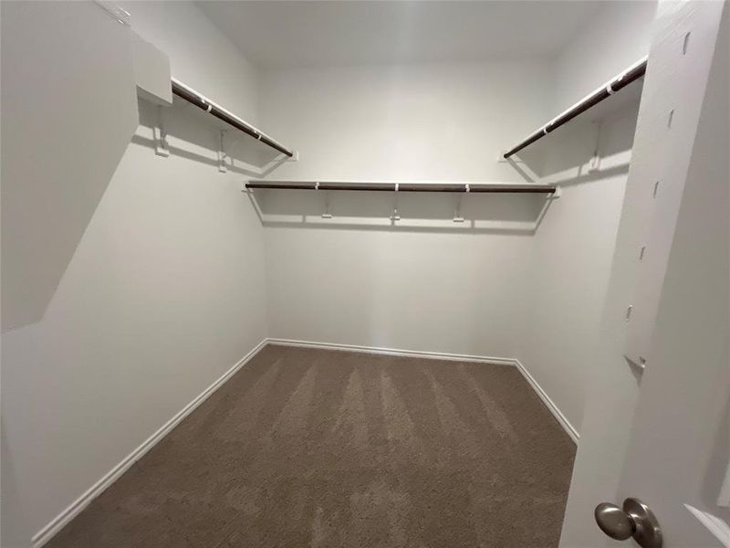 Spacious, unfurnished interior of a new home in Elevon, Lavon (Image 9).