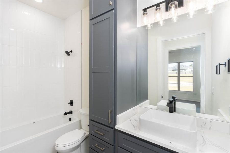 Furnished interior view inside a new home in , Tyler (Image 14). Furnished interior view inside a new home in , Tyler (Image 14).