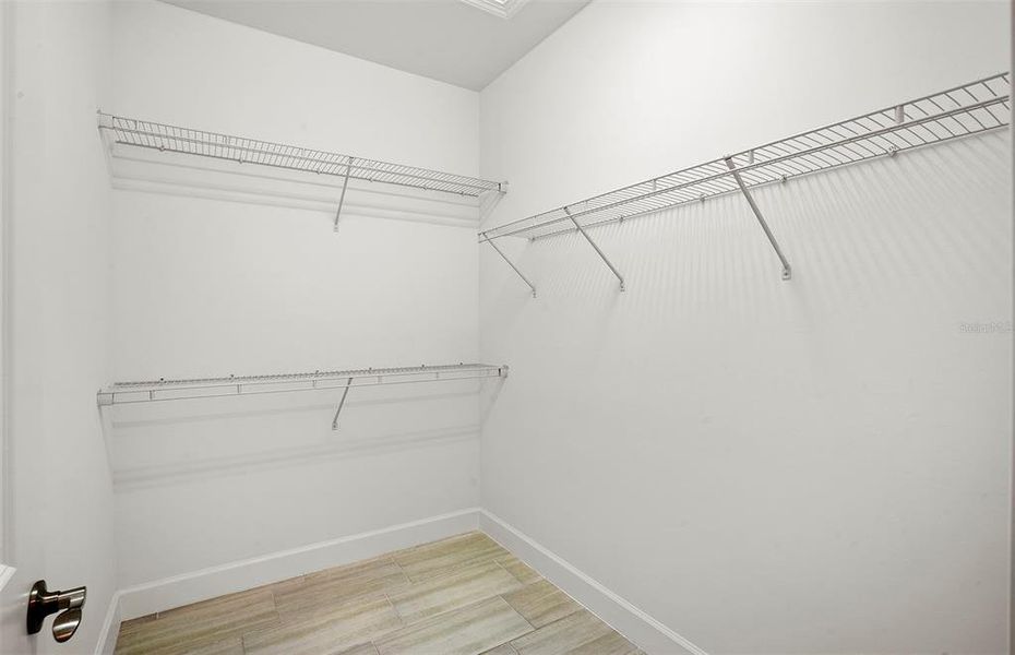 Spacious, unfurnished interior of a new home in Talon Preserve on Palmer Ranch, Nokomis (Image 18). Spacious, unfurnished interior of a new home in Talon Preserve on Palmer Ranch, Nokomis (Image 18).