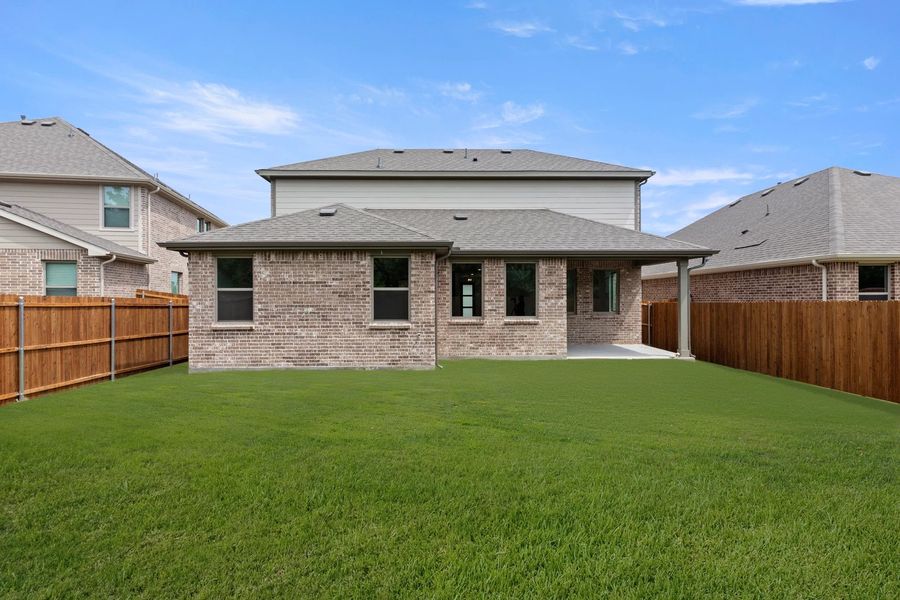 Rear Exterior Design Representative Photo