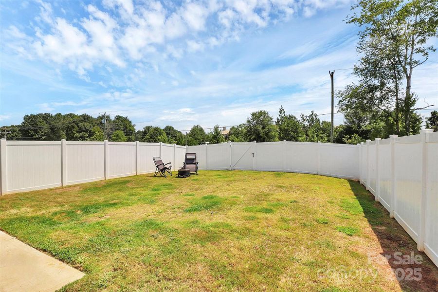 Image 37 of a home in Abrial Ridge.