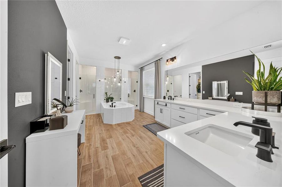 Furnished interior view inside a new home in , Wesley Chapel (Image 35).
