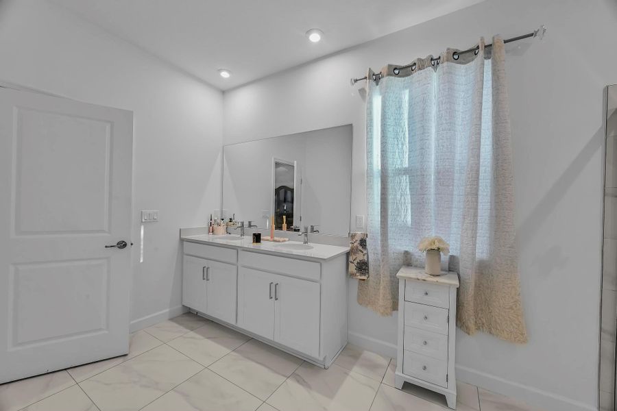 Furnished interior view inside a new home in , Port St. Lucie (Image 26). Furnished interior view inside a new home in , Port St. Lucie (Image 26).