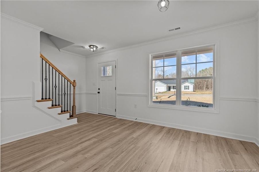 front flex room/office/den/playroom