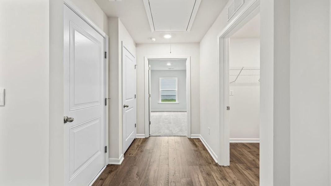 Spacious, unfurnished interior of a new home in Harrier Point, Woodruff (Image 11).