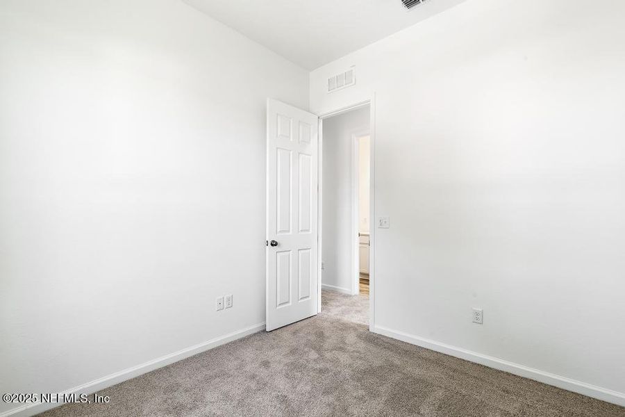 Spacious, unfurnished interior of a new home in , Jacksonville (Image 42).