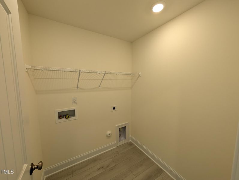 PXL_20250406_194129176