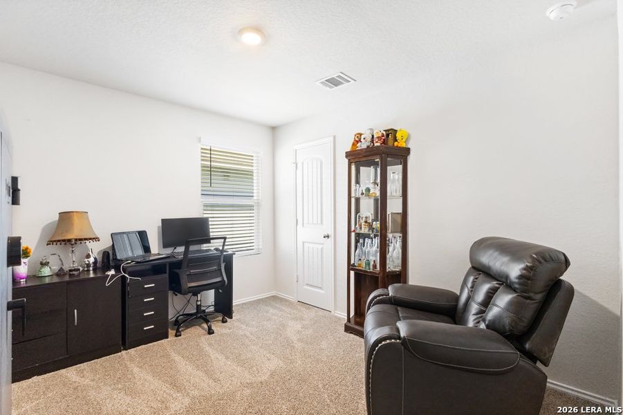 Furnished interior view inside a new home in Swenson Heights, Seguin (Image 18).