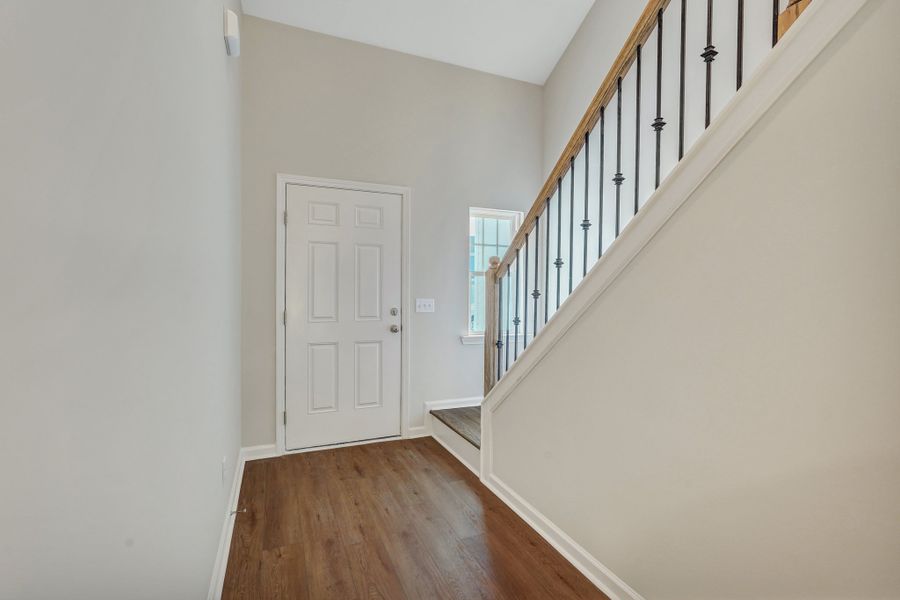 Spacious, unfurnished interior of a new home in Heritage at New Riverside, Bluffton (Image 16).