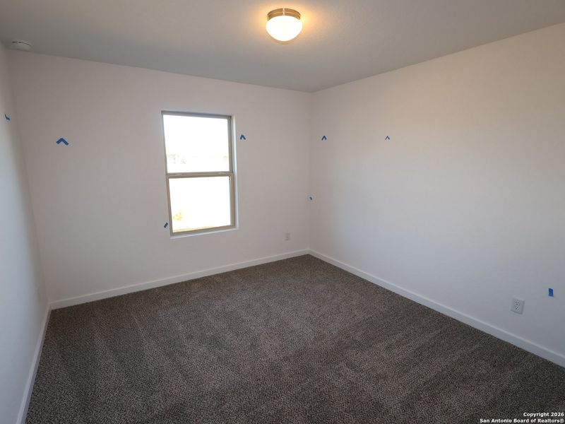 Spacious, unfurnished interior of a new home in Winding Brook, San Antonio (Image 23).