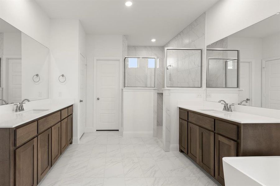 14. 3013 Box Elder - Bath (2)