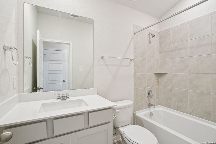 Furnished interior view inside a new home in Catalina, Converse (Image 6).