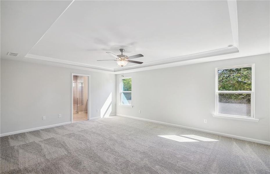 Spacious, unfurnished interior of a new home in Watermist at Mirror Lake, Villa Rica (Image 19).
