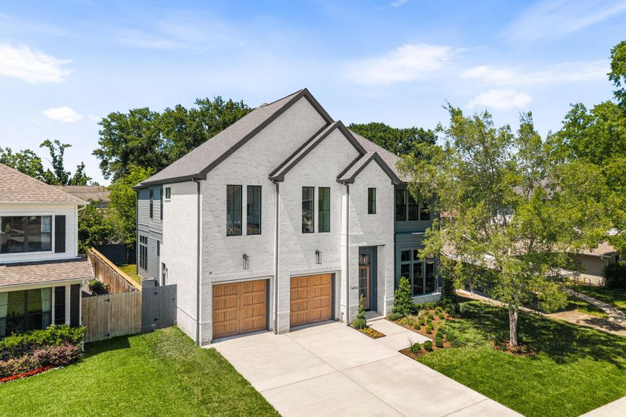 Front exterior of a new home in , Houston, TX, highlighting curb appeal (Image 2). Front exterior of a new home in , Houston, TX, highlighting curb appeal (Image 2).