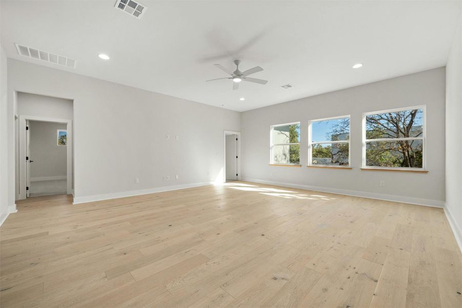 Spacious, unfurnished interior of a new home in , Austin (Image 19). Spacious, unfurnished interior of a new home in , Austin (Image 19).