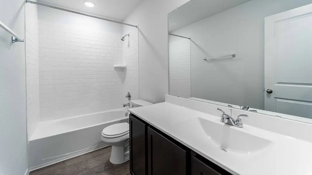 Furnished interior view inside a new home in Sunset Oaks, Maxwell (Image 5).