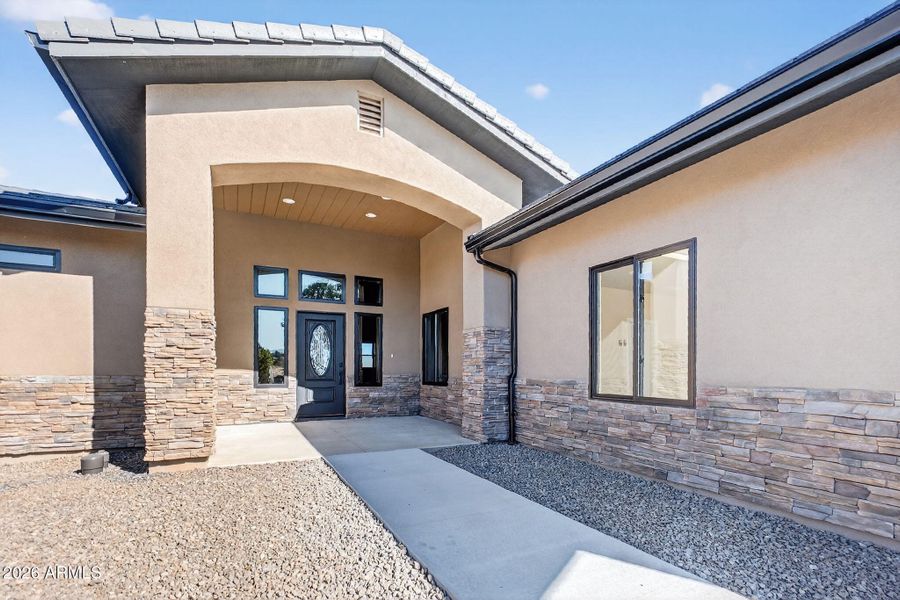 2-web-or-mls-2108-lakewood-dr 2-web-or-mls-2108-lakewood-dr