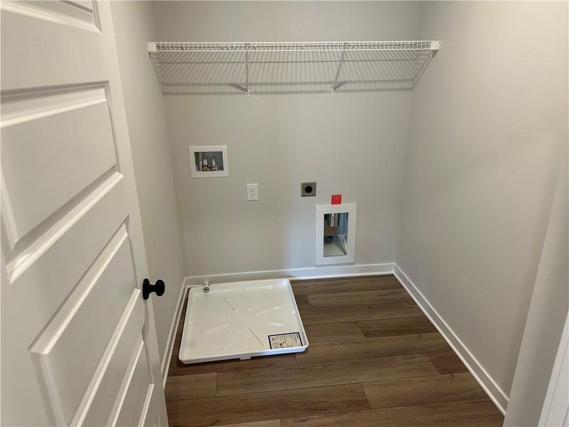 Spacious, unfurnished interior of a new home in Millstone at Mundy Mill, Gainesville (Image 24).