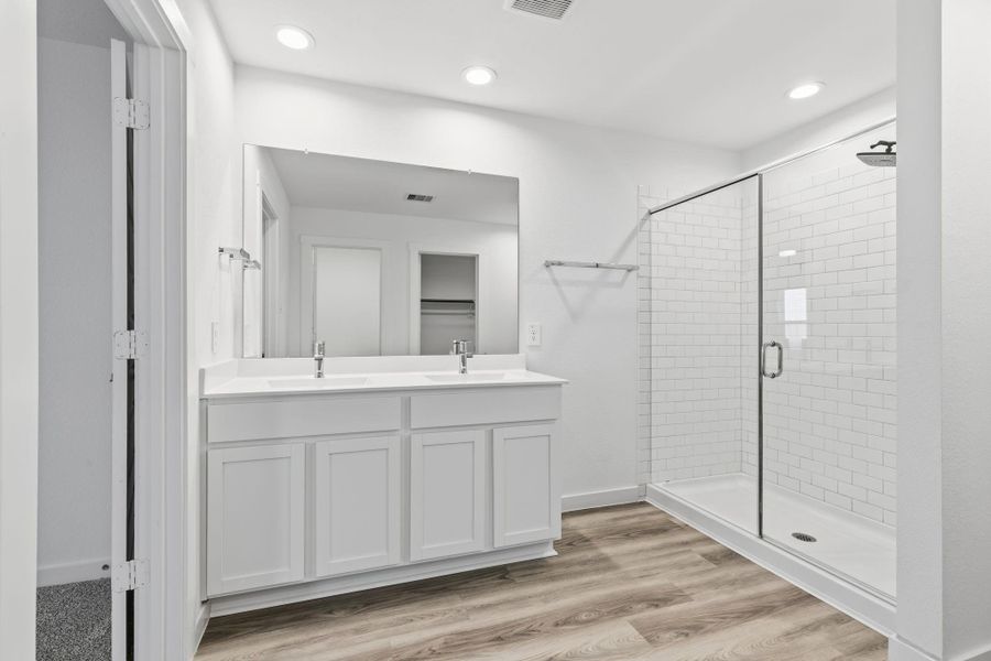 Furnished interior view inside a new home in , Fulshear (Image 13).