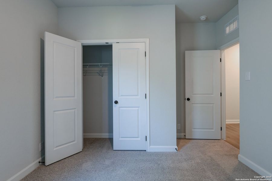 Spacious, unfurnished interior of a new home in Cordova Trails, Seguin (Image 21).
