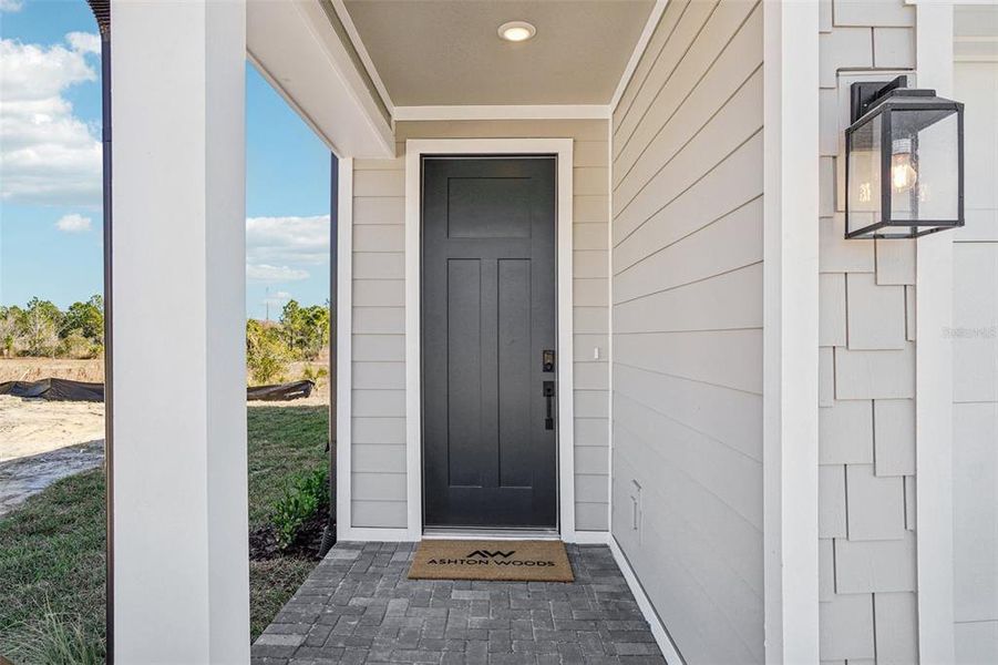 Exterior details and patio area of a home in Montague Chase, Tampa (Image 3).